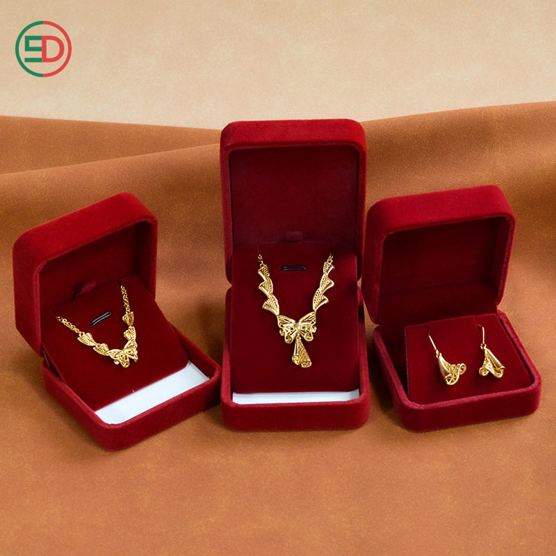 Rounded flannel jewelry box ring packaging box bracelet necklace earring pendant bracelet jewelry jewelry box wholesale