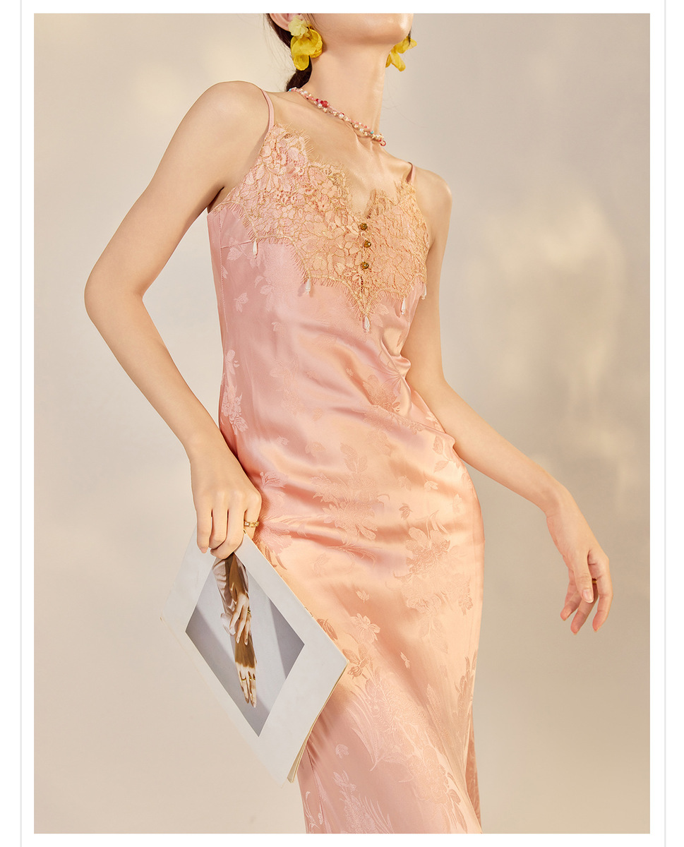 Bộ đôi áo khoác dệt jacquard hai mặt cài khuy kèm váy hai dây ren satin dài — Áo khoác dệt jacquard (giao hàng trong 7 ngày), Váy hai dây (giao hàng trong 7 ngày)