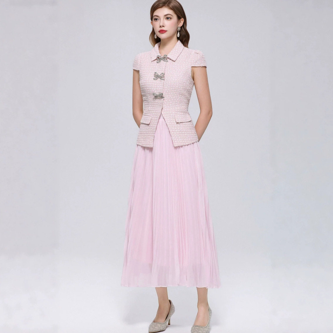 French Style Sweetheart Collar Sleeveless Top with Pleated Skirt Elegant Summer Two Piece Set for Women Wholesale