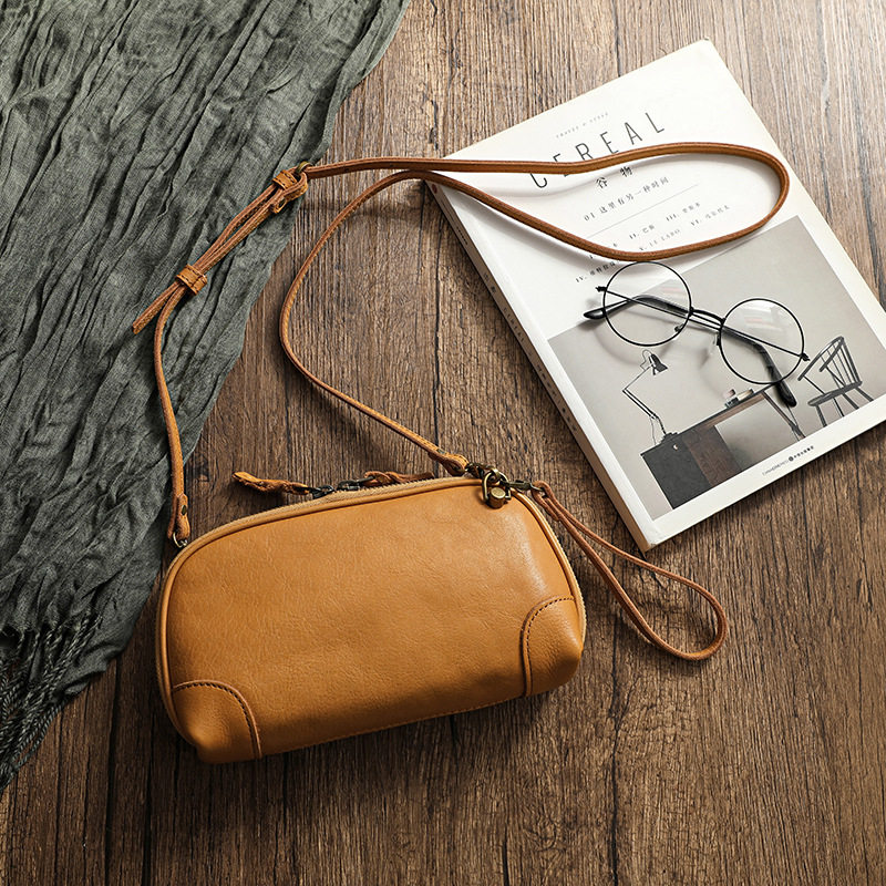 Ручная женская сумка Turn mountain leather из горизонтальной мягкой кожи растительного дубления, кожаная сумка из дерева кремового цвета, ретро-сумка на плечо в литературном стиле 21015 Изображение 1