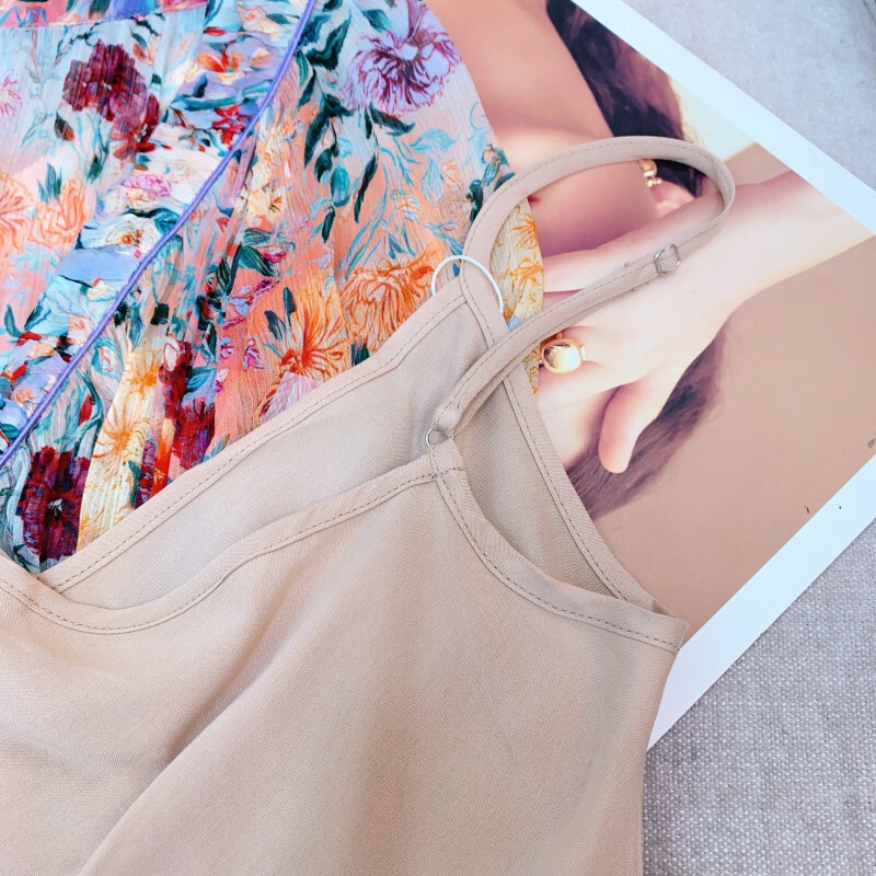 Đầm maxi nữ cổ chữ V tay bồng họa tiết hoa nhí phong cách thanh lịch — Rừng sương mù, tặng kèm áo mặc trong