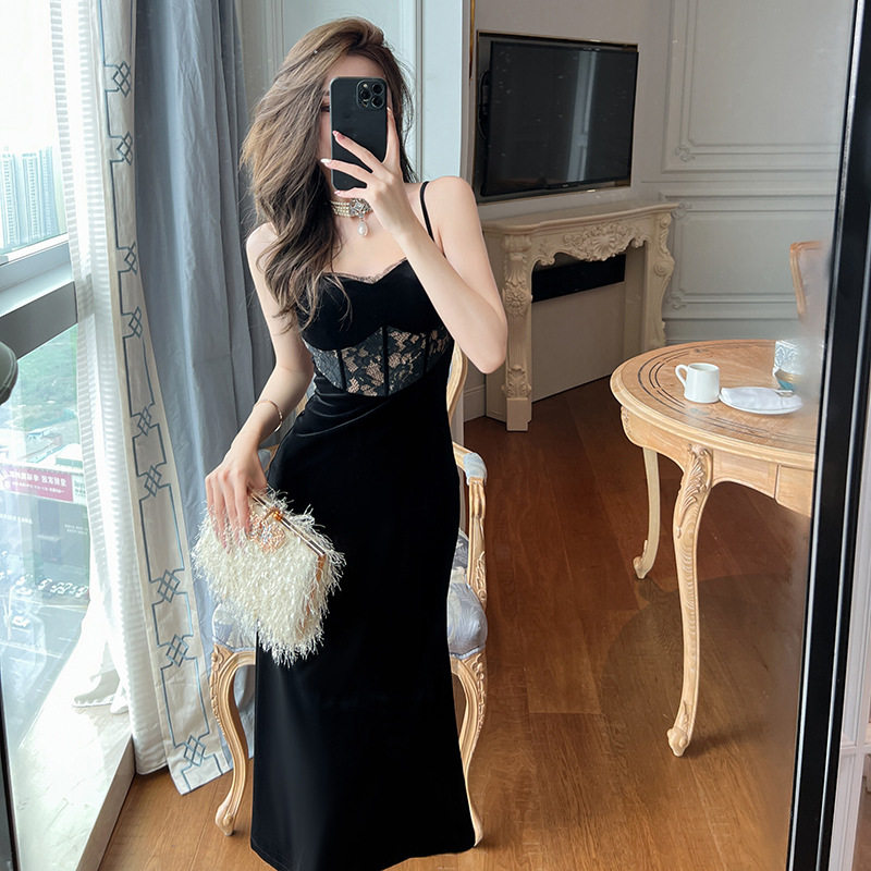 Đầm ôm body nữ nhung dáng đuôi cá cổ V không tay — [Đen]