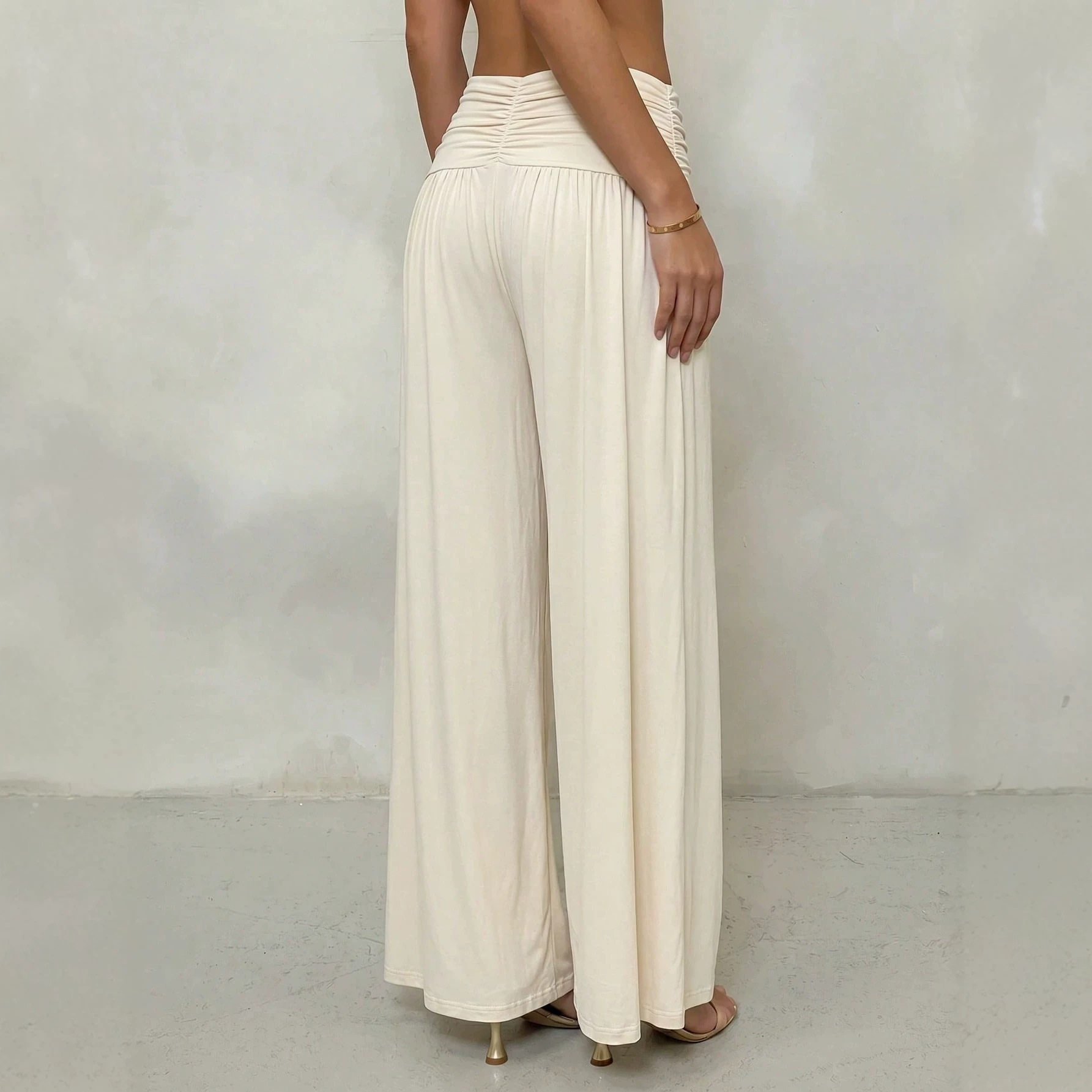 Wide Leg Yoga Pants Casual Loose Fit Solid Color Comfortable Fabric Ideal for Fitness and Everyday Wear Wholesale