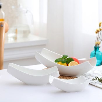 Creative Irregular Ceramic Bowl High-end Personality Western-style Pure White Shaped Fruit Salah Bowl Household Hotel Tableware