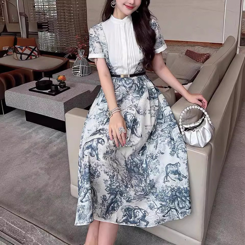 Áo thun nữ cổ tròn in họa tiết tay ngắn dáng suông — Tamga
