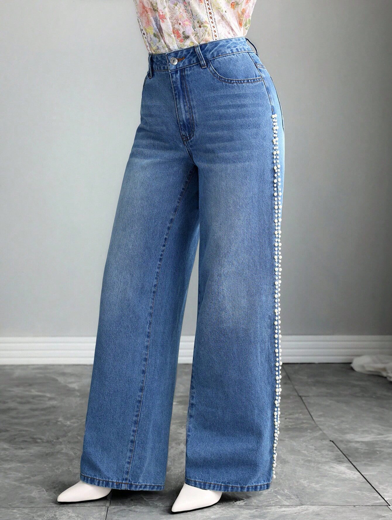 Loose Fit Pearl Lace Wide Leg Jeans Simple Fresh Design Casual Wear for Women Wholesale Available