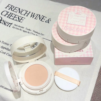 Gege Bear Double-Layer Powder Air Cushion, Bright White, Breathable, Non-Removable, Dry, Skin-Fribottomly Base, Compliant and Fake Makeup