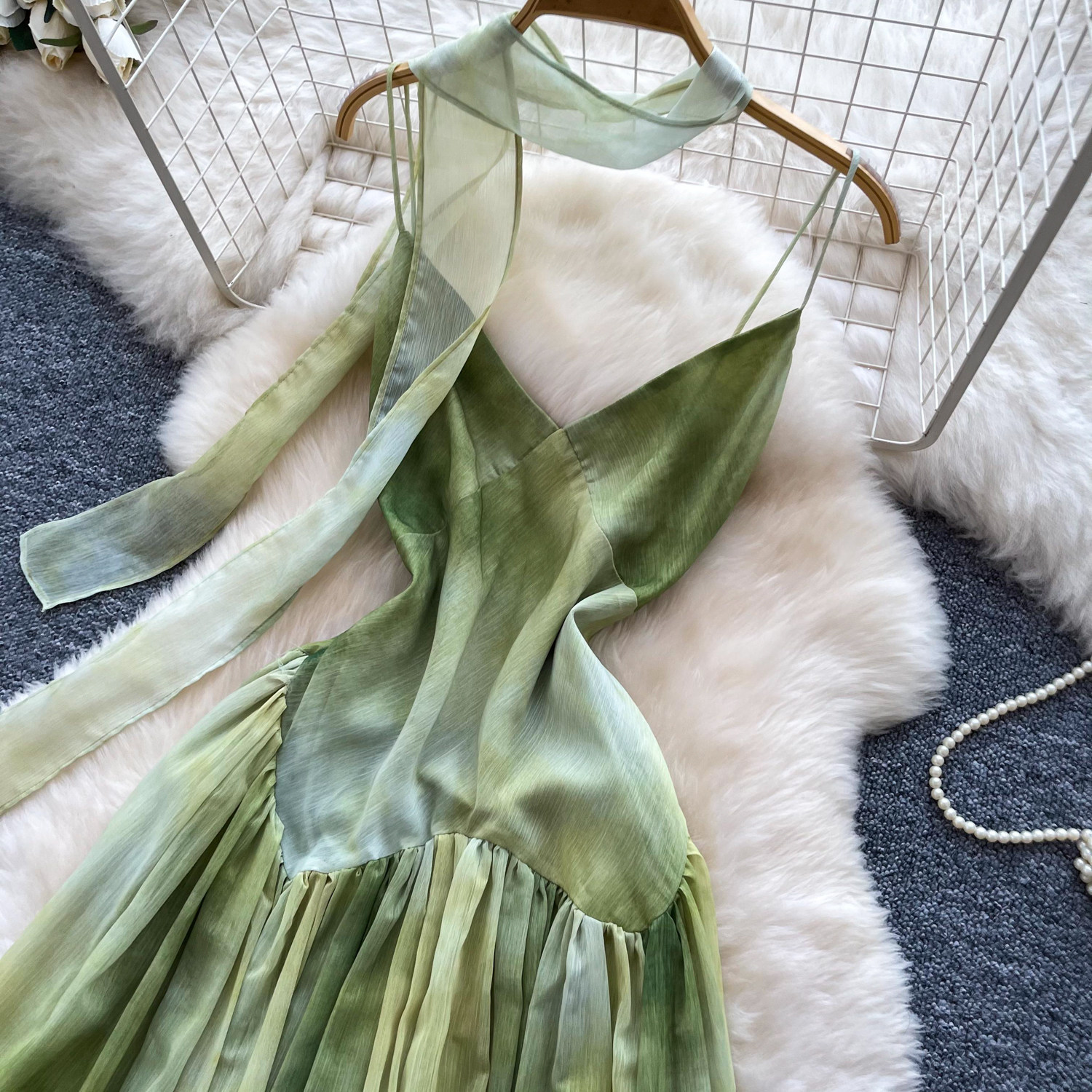 French Vacation Style Green Tie Dye Maxi Dress for Women V Neck Sleeveless A Line Waist Defined Summer Casual Wear