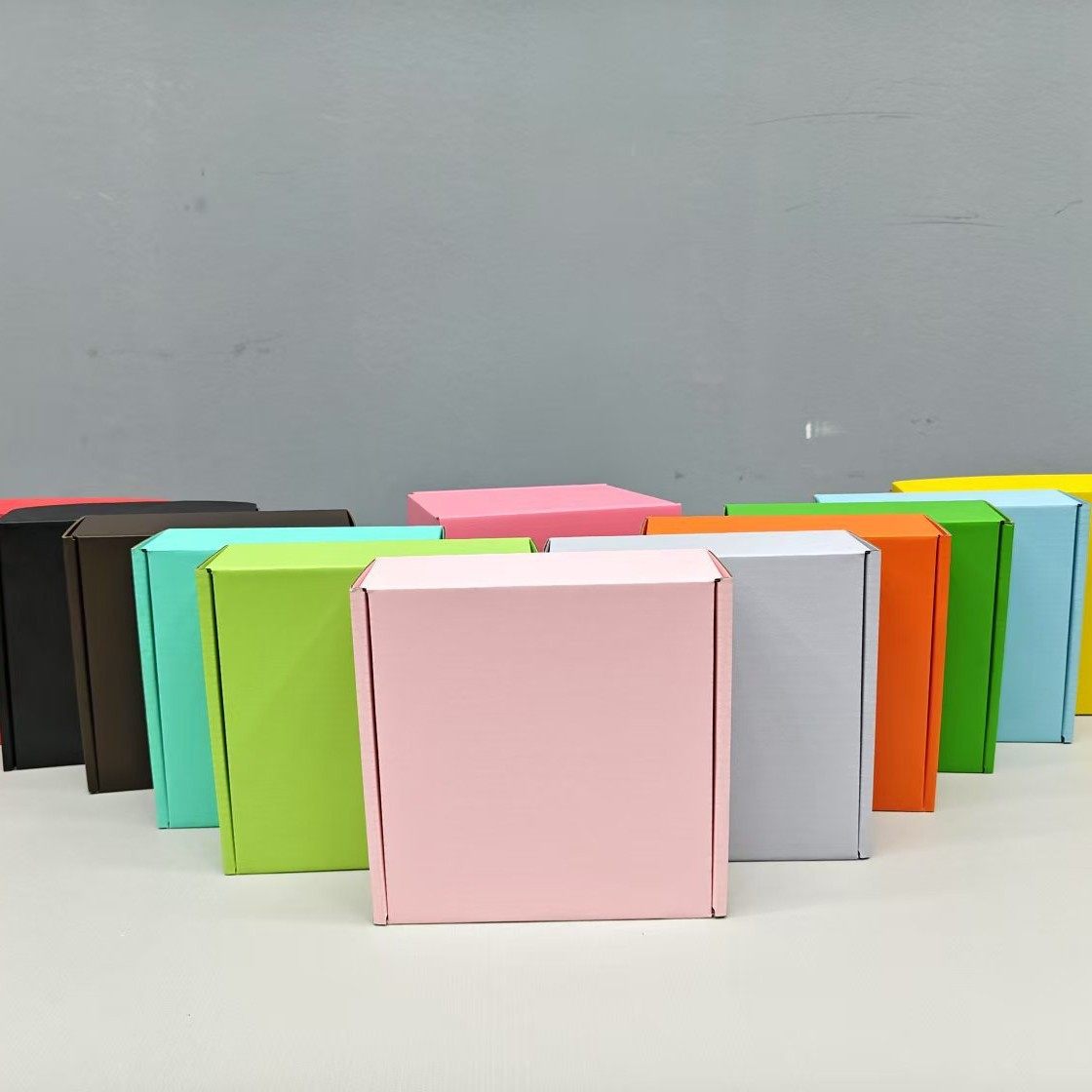 in stock wholesale special hard flying machine box color jewelry box candy box advanced folding express box packing box