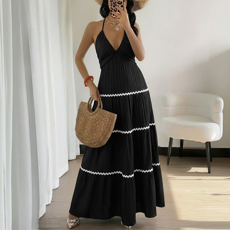 Color Block V Neck Halter Dress Sexy Cake Skirt Design Perfect for Vacations and Summer Events Wholesale Available