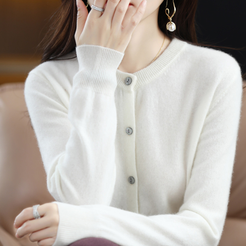 2025新款针织开衫早春圆领毛衣女长袖纯色百搭外套女装一件代发