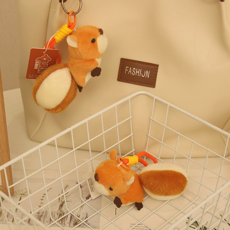 Internet Popular Cute Big Tail Squirrel Pendant Plush Toy Doll Cartoon Bag Pendant Keychain Doll