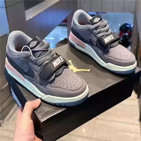 Wholesale Pure Original Putian Aj312 Gray Pink Air Cushion Men's and Women's Basketball Toe Layer Cowhide Campus Low-Top Casual Sneakers