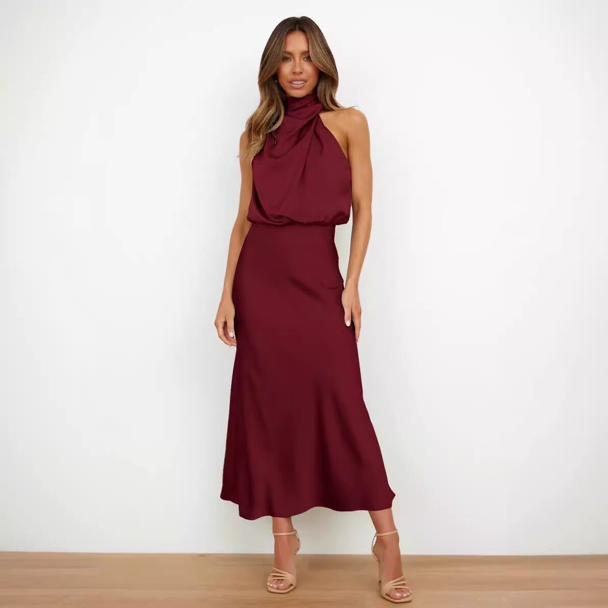 Sleeveless Satin Dress Elegant Solid Color Lightweight Fabric Spring Summer Evening Wear Wholesale Available