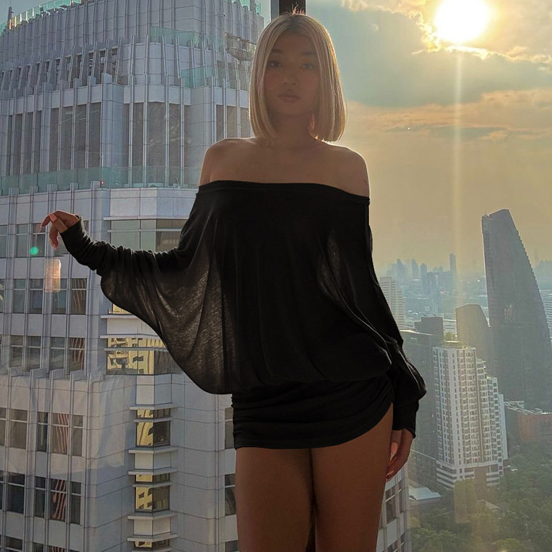 欧美风女装2025春季新品性感纯欲风一字领抽褶紧身包臀连衣裙