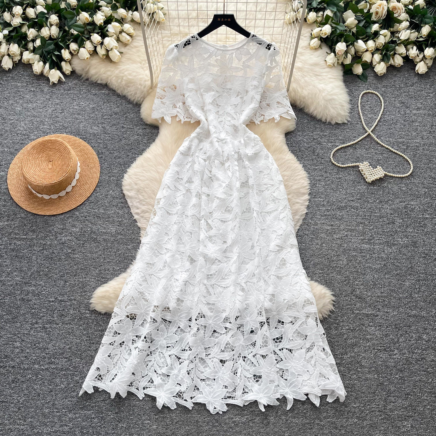 French Lace Short Sleeve Dress Hollow Out Waist Defining A Line Silhouette Elegant Summer Office Wear Wholesale