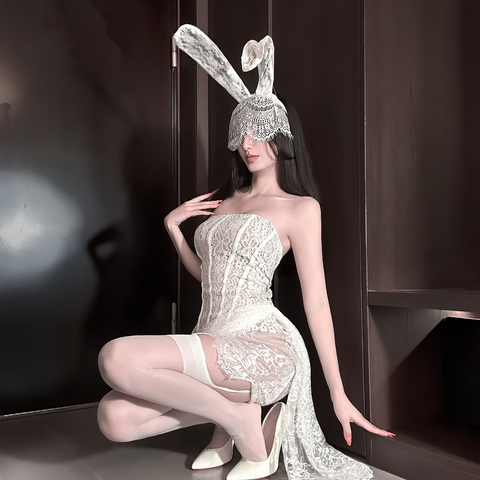 情趣内衣新款女装性感蕾丝网纱一字肩抹胸微透修身连衣裙qqny