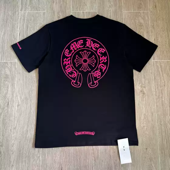 【High-Quality In-Stock Version】Ch Chrome Hearts Fluorescent Pink Horseshoe Print Short Sleeve T-Shirt Unisex