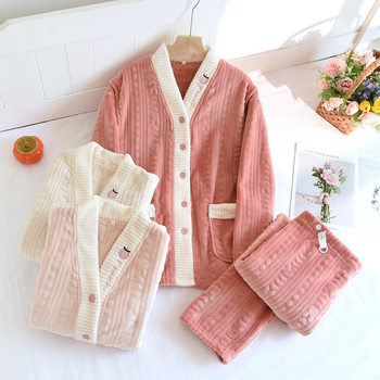Autumn and winter flannel confinement clothing cute postpartum maternal feeding pregnant women pajamas nursing clothes two-piece new