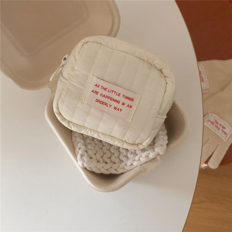 Minimalist Niche Coin Purse, Small Square Bag, Cute Lipstick Bag, Multifunctional Earphone Storage Bag, Portable Mini Makeup Bag