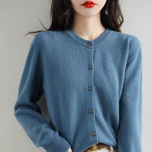 2025春秋新款圆领针织开衫女宽松显瘦毛衣时尚百搭短款上衣女外套