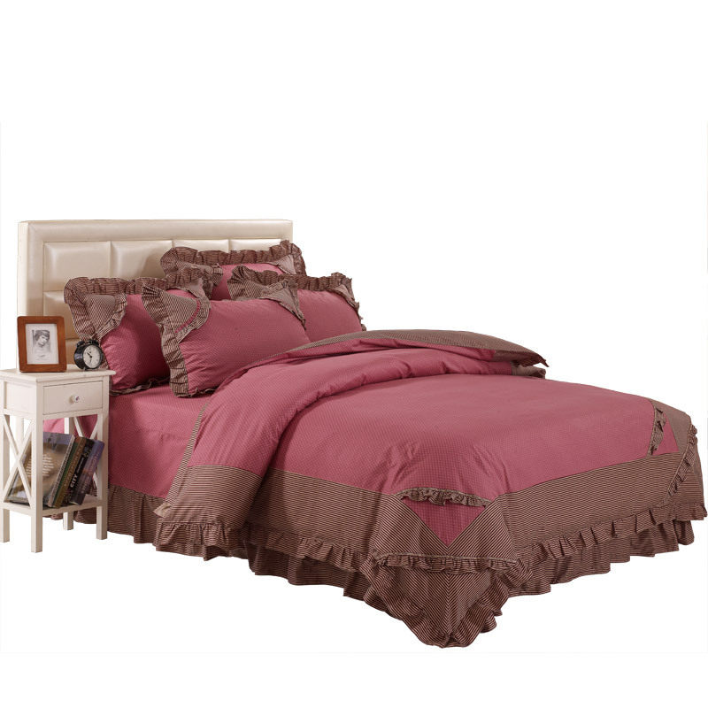 Mobile phone real shot dark red bedding four-piece Korean pastoral bedding
