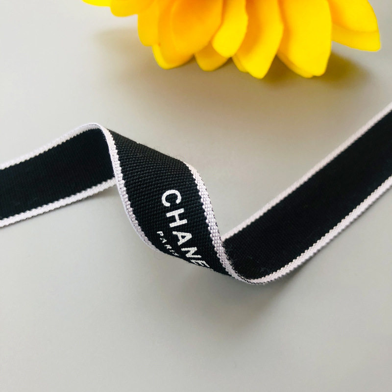 縁付き小香 (黒)