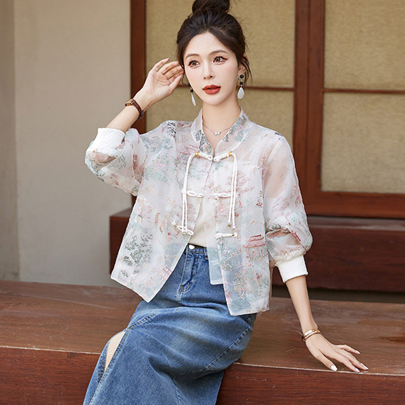 Áo Khoác Nữ Thêu Họa Tiết Cổ Trang Khuy Nút Kiểu Trung Hoa Tay Lỡ Mỏng Màu Trắng, Xanh