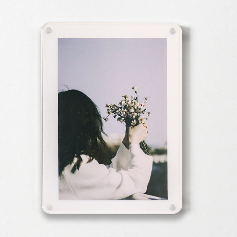 Acrylic Photo Portrait Magnetic Photo Frame Strong Magnetic Transparent Small Card Display Frame 67-inch Horizontal and Vertical Photo Table