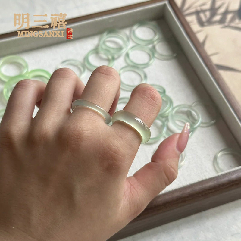 White Ice Natural High Ice Madagascar Chalcedony Ring Fine Ring Ring Men's and Women's Fashion Jewelry