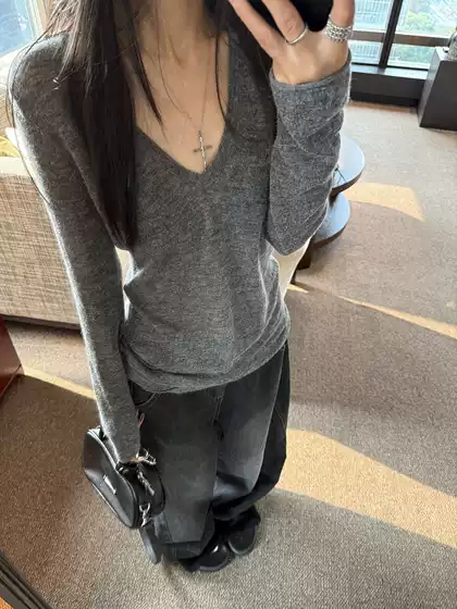 YOLO SHP Gray Alpaca Wool High-Ratio Elegant V-Neck Versatile Knit Sweater Slim Fit Undershirt Top