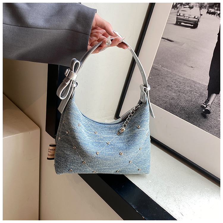 O1CN017TooiG1yV4GTTKUbi !!2212088006583 0 cib