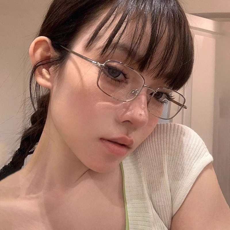 Japanese-style Gold Frame Glasses Women's Myopia Can-match Small Face Retro Silver Border Blue Light Narrow Frame Glasses