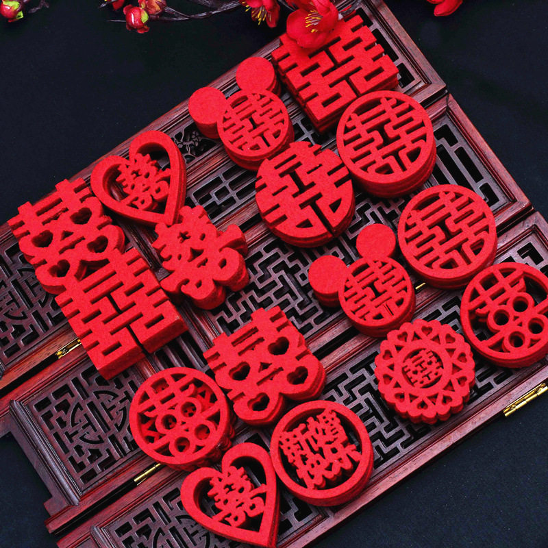 Wedding Bed Mini Hand Throwing Happy Character Wedding Room Layout Decoration Throwing Creative Wedding Fruit Plate Happy Stairs Small Happy Son