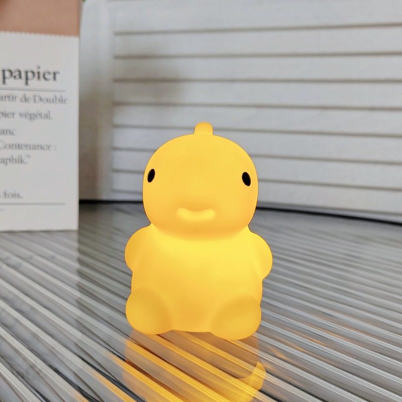 爆款网红发光玩具批发夜市摆摊小商品儿童小夜灯圣诞节生日伴手礼