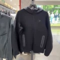 Fb7922 black