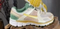 Vomero 5 white pink green