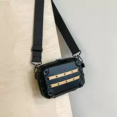 New Men's Personalized Rivet Box Bag, Simple, Trendy and Cool Hard-Shell Small Square Bag, Fashionable and Versatile Women's Shoulder Crossbody Bag