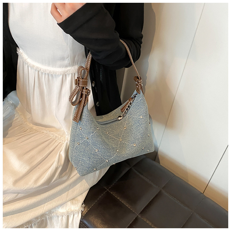 O1CN017eTlhq1yV4GV3rwMt !!2212088006583 0 cib