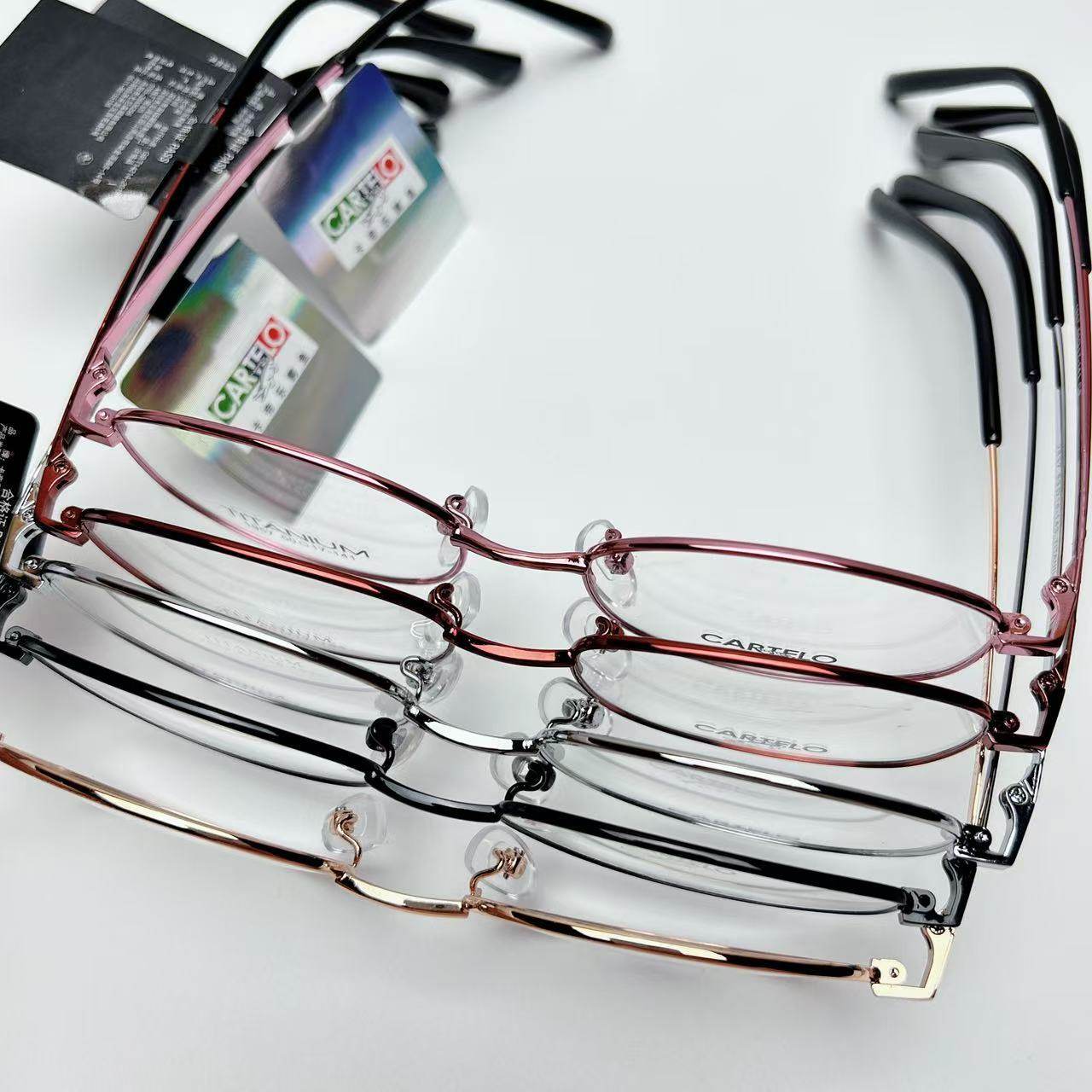 Fashionable and Elegant Full-Frame Women's Business Titanium Alloy Glasses Frame Ultra-Light Can Be Equipped with Presbyopic Small Size Optical Glasses Frame Wholesale