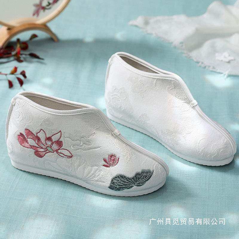 2025 New Antique Han Dynasty Shoes, Lightweight Soft Sole Round Toe Inner Heightening Mother's Cloth Shoes, Women's Low-Cut Embroidered Cotton Shoes, Autumn