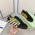 Black and yellow zebra (frosted cowhide)