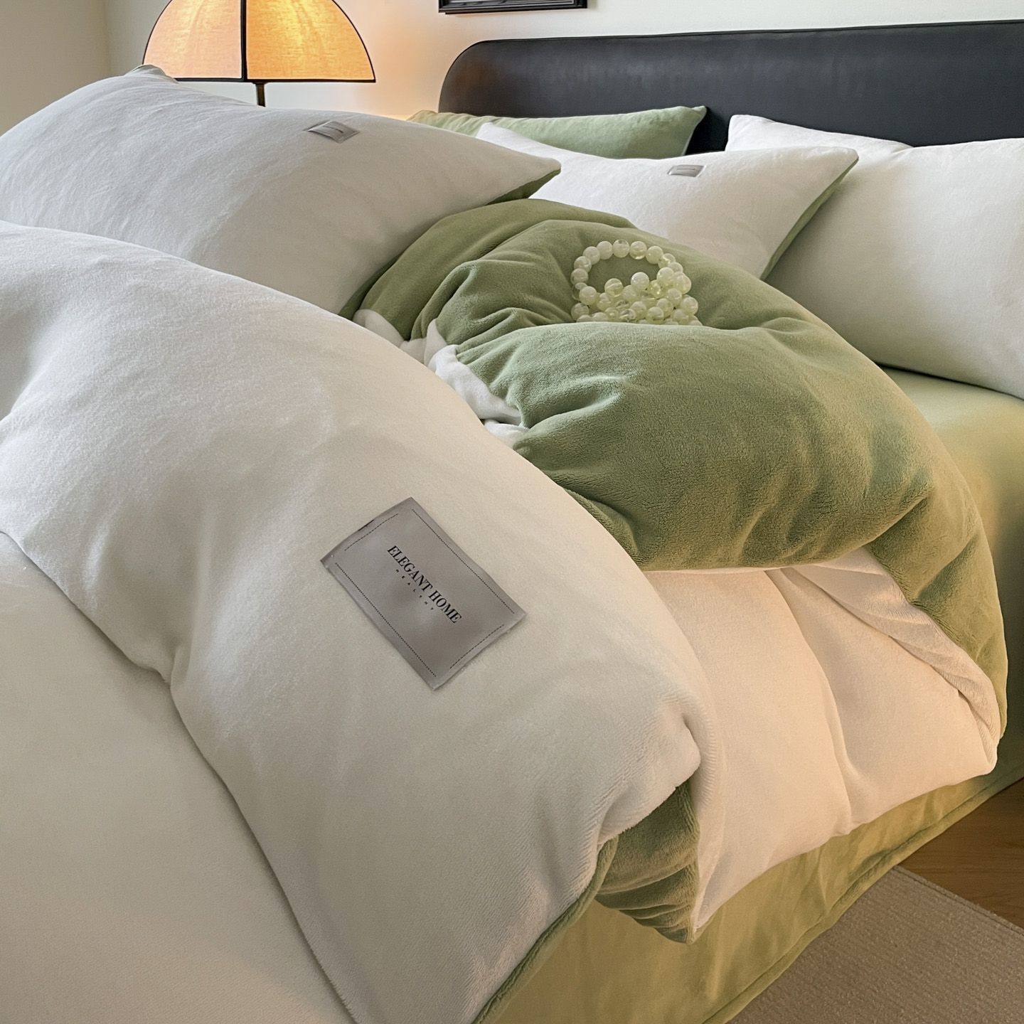 Colored Milk Velvet Four-Piece Set Thickened Warm Coral Flannel Plus Velvet Quilt Cover Winter Bed Sheets Three-Piece Set