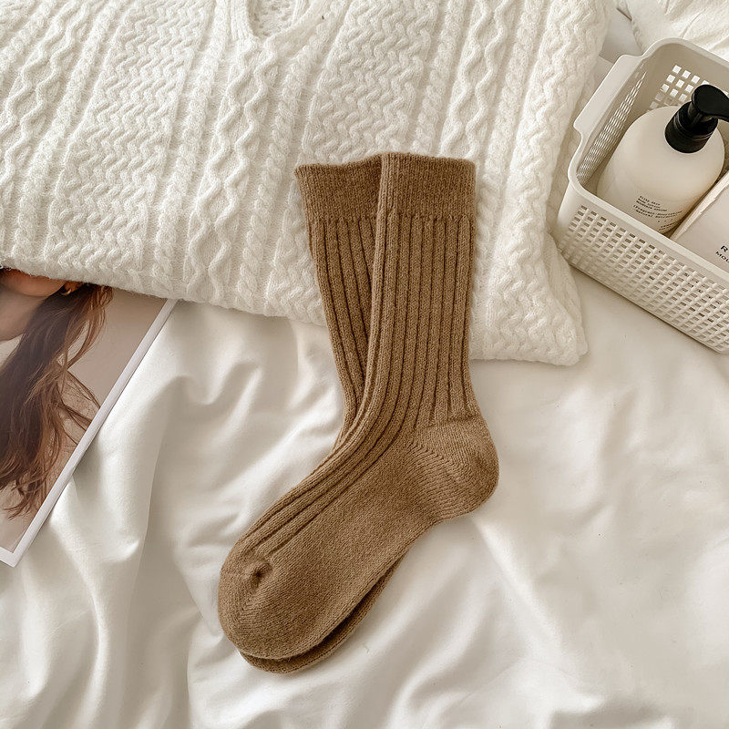羊毛袜子女秋冬季中筒加绒加厚保暖日系纯色粗条冬天羊绒堆堆长袜