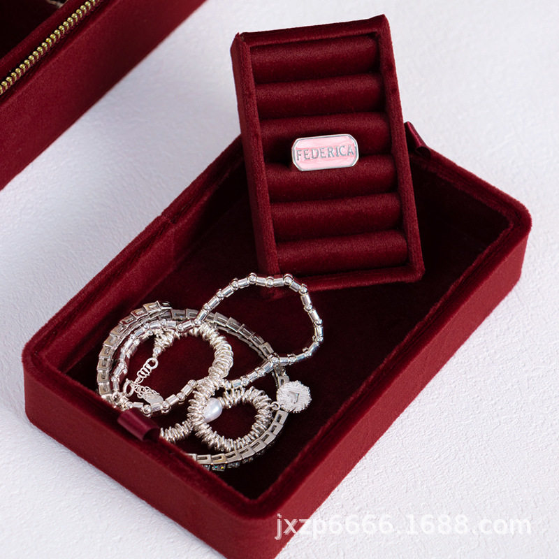 Ingenious Premium Red Three-Gold Jewelry Box Jewelry Storage Box Travel Jewelry Storage Box Velvet Velvet First Jewelry Box