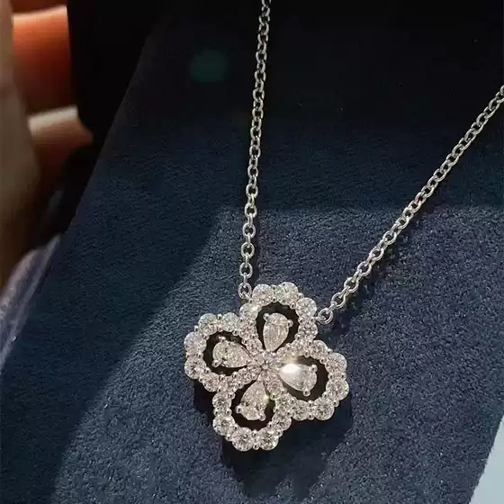 Four-leaf Clover Necklace HW Light Luxury Niche High-end Sense Diamond Aquamarine Collarbone Chain Ins Cool Style Necklace for Women