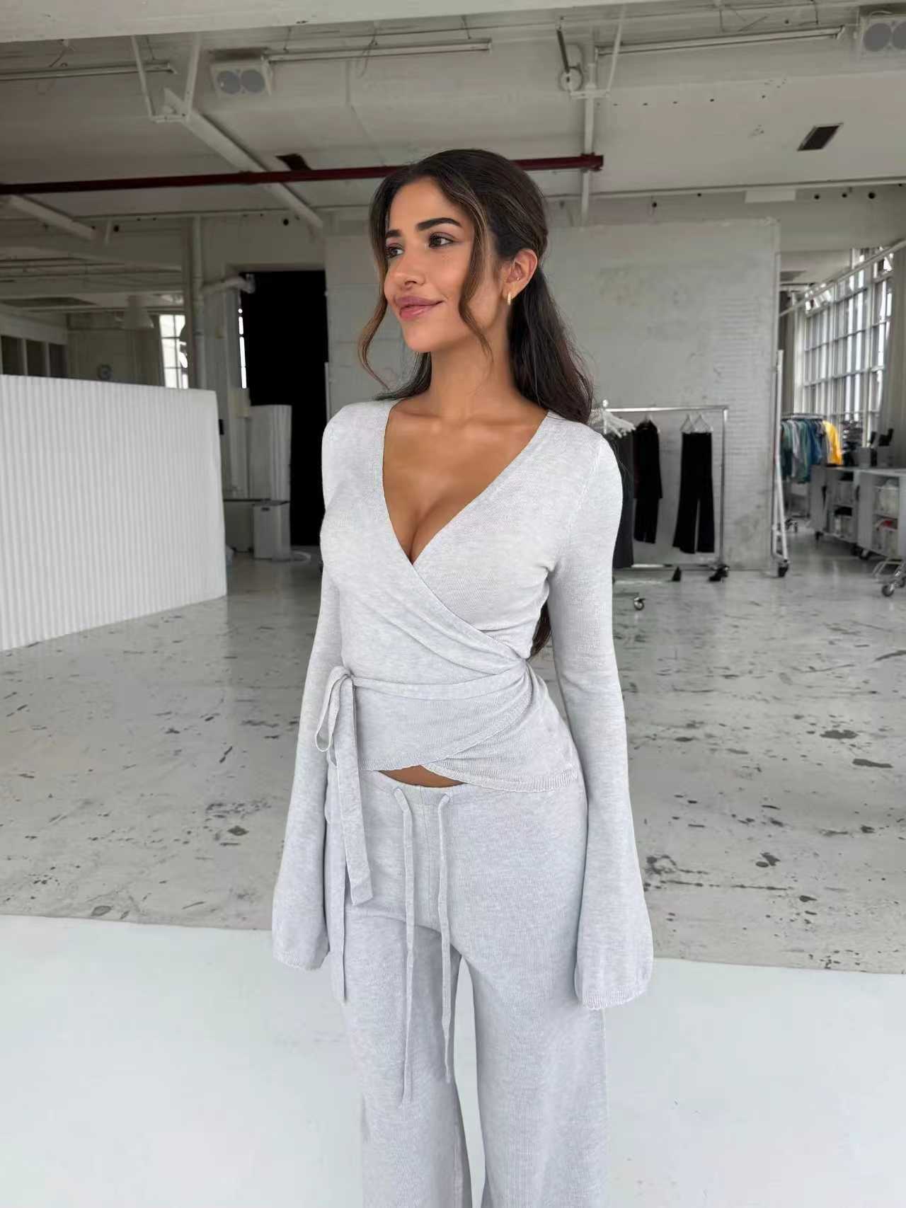 Casual Bell Sleeve Top and Loose Pants Set Autumn Collection Comfortable Fit for Everyday Wear Wholesale Available