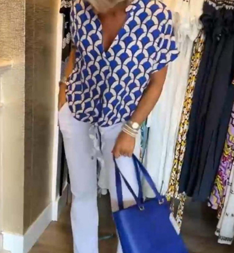 Elegant Floral Print V Neck Short Sleeve Blouse Summer Style Womens Fashion Top Wholesale Available