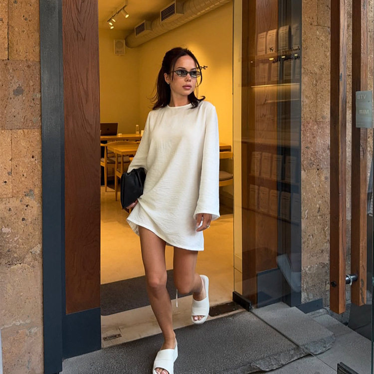 Womens Casual Loose Fit Long Sleeve Dress Simple Solid Color Fashionable Versatile Autumn Wear Wholesale Available