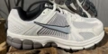 Vomero 5 off-white black